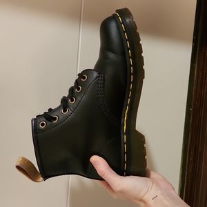 Vegan leather Dr Martens size women's 8